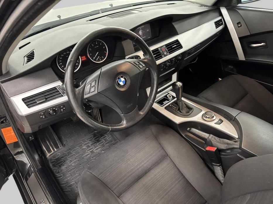 BMW 525 2007