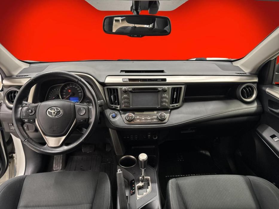 TOYOTA RAV4 2015
