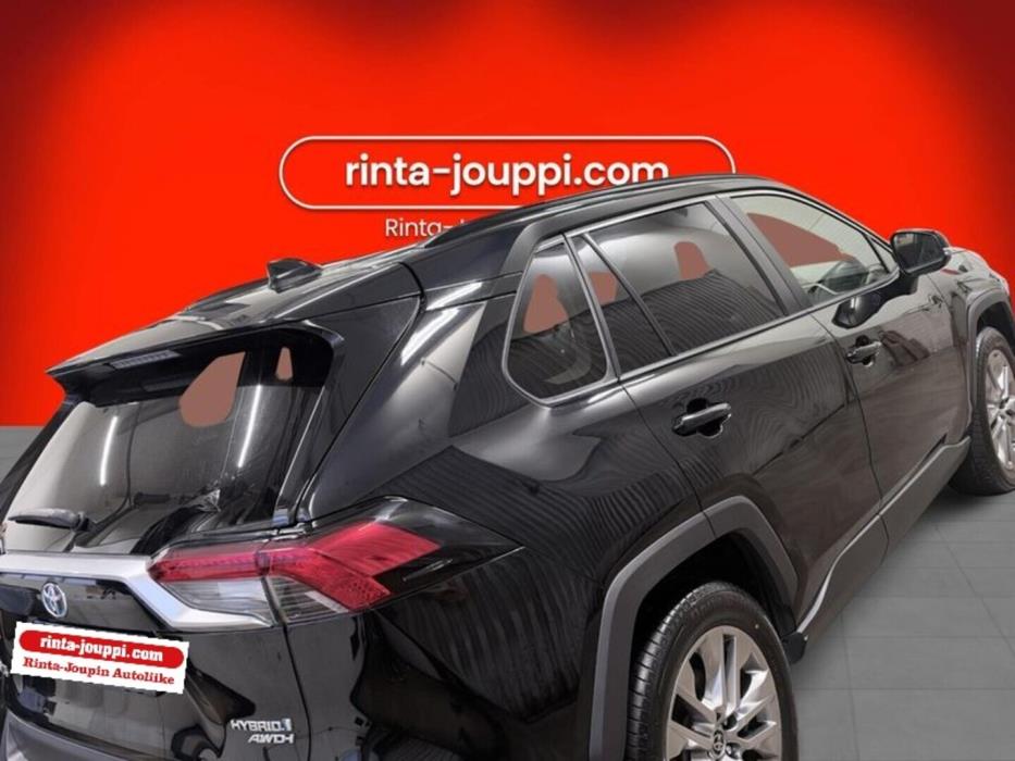 TOYOTA RAV4 2024
