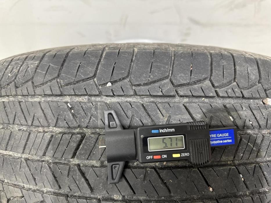 VOLKSWAGEN Tiguan 2011