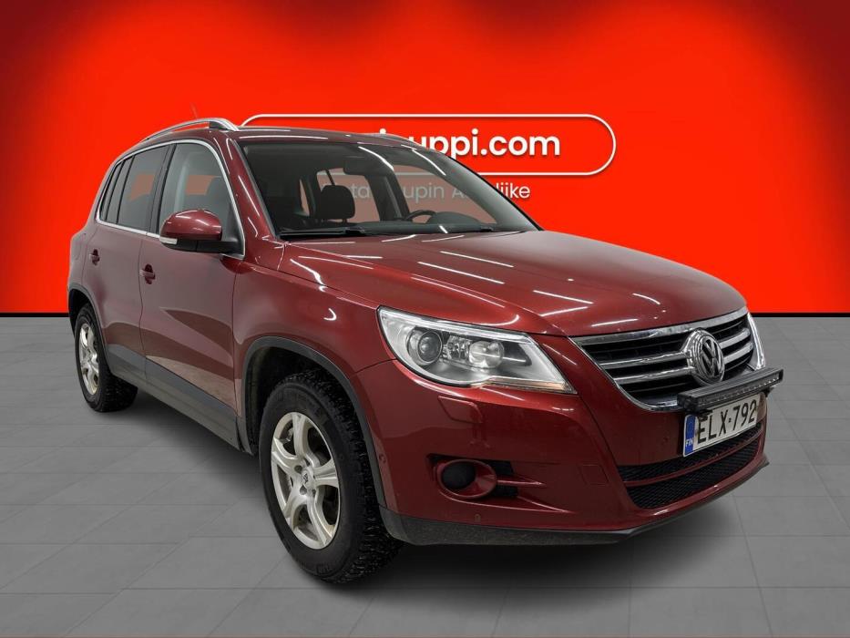 VOLKSWAGEN Tiguan 2011