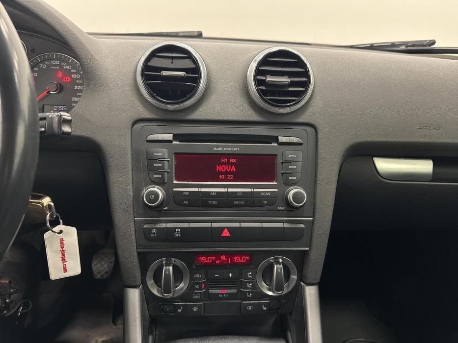 AUDI A3 2011