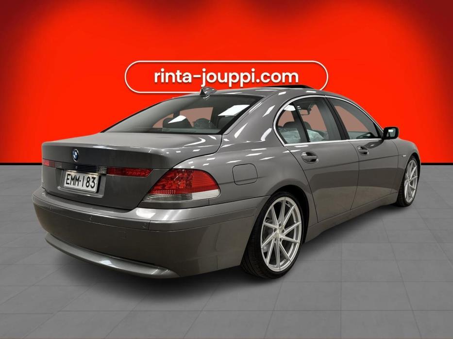 BMW 730 2004