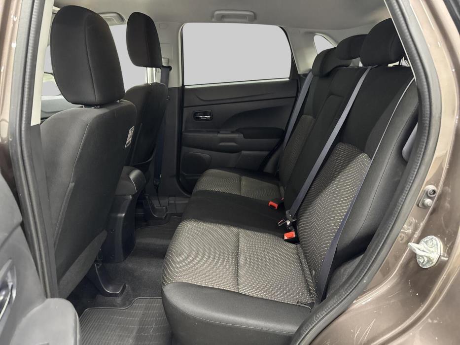 MITSUBISHI ASX 2015