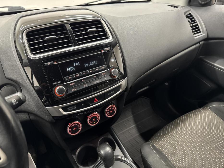 MITSUBISHI ASX 2015