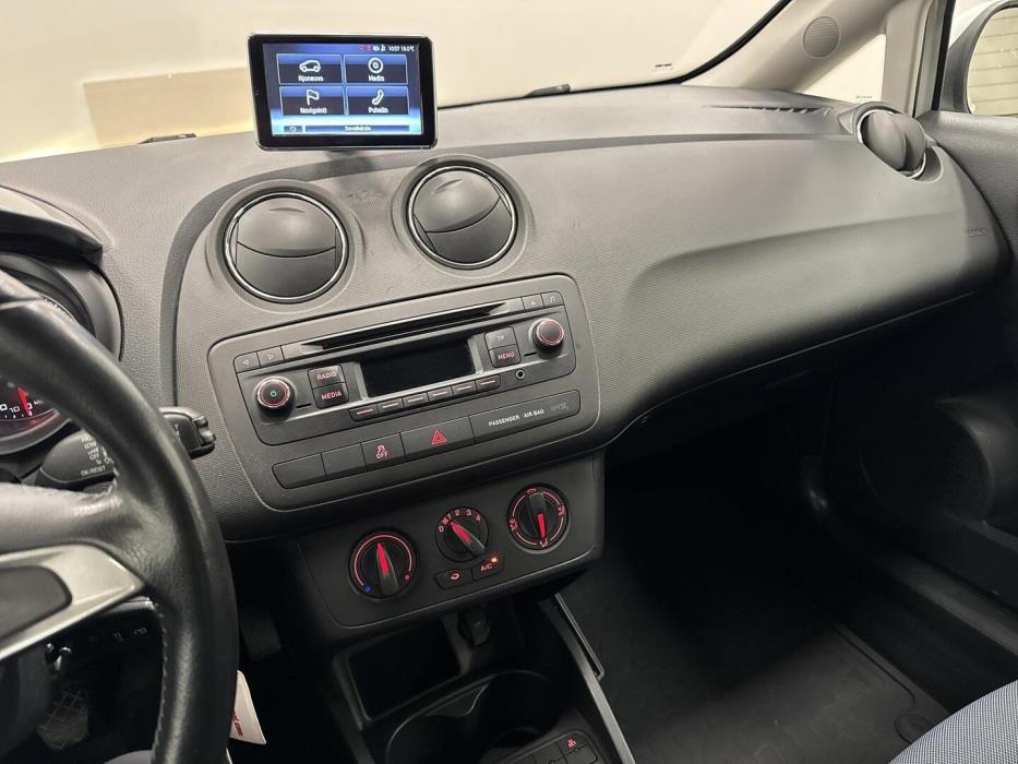 SEAT Ibiza ST 2015