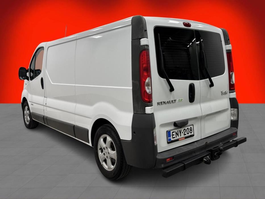 RENAULT Trafic 2012