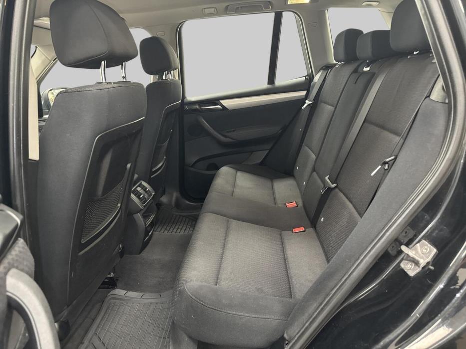 BMW X3 2011