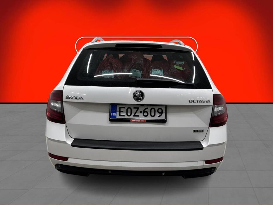 SKODA Octavia 2018