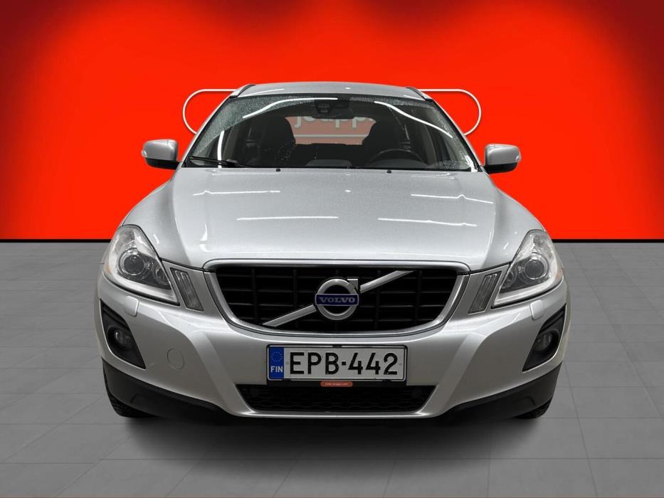 VOLVO XC60 2010