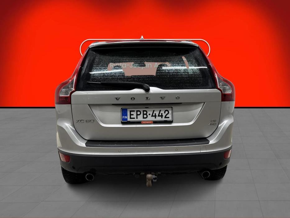 VOLVO XC60 2010
