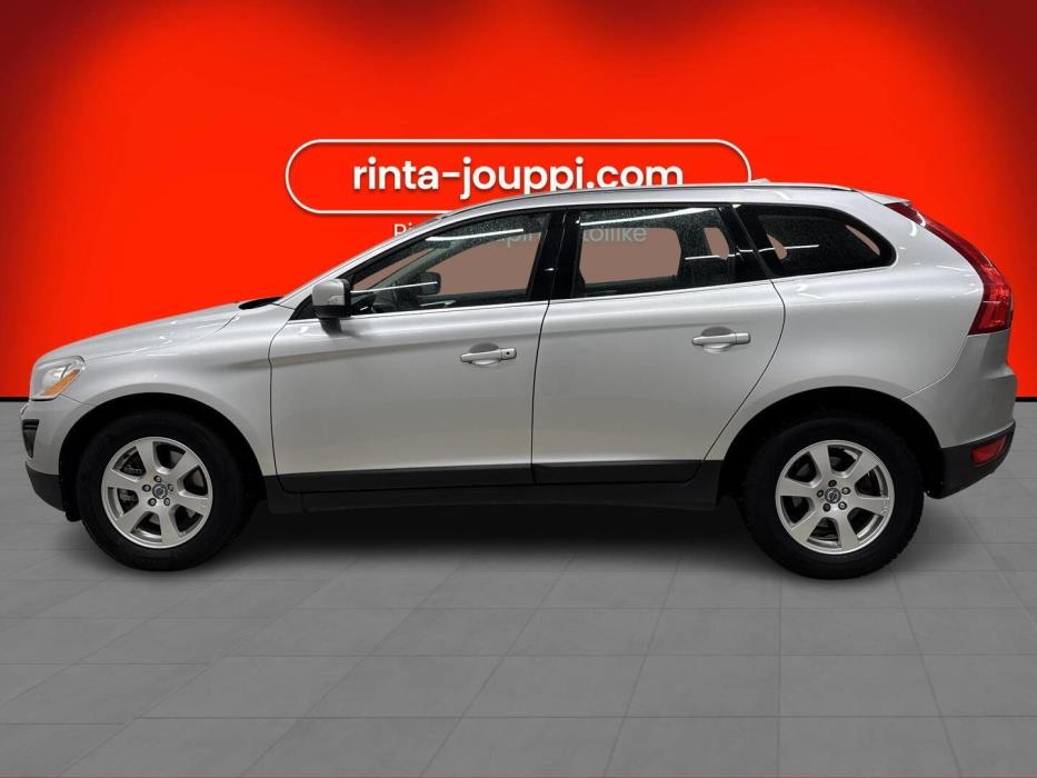 VOLVO XC60 2010