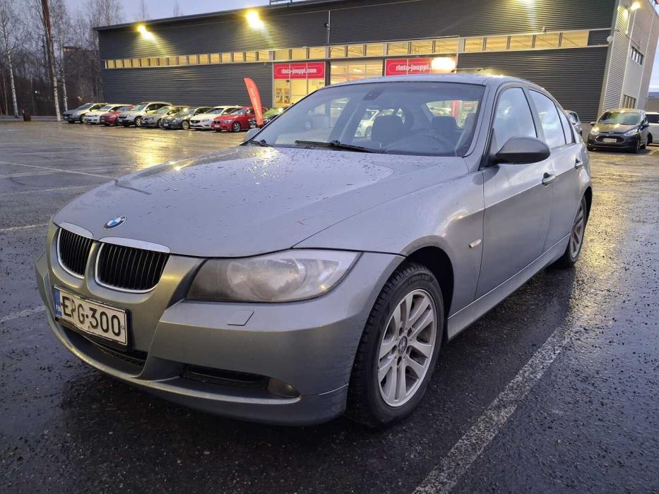 BMW 318 2008