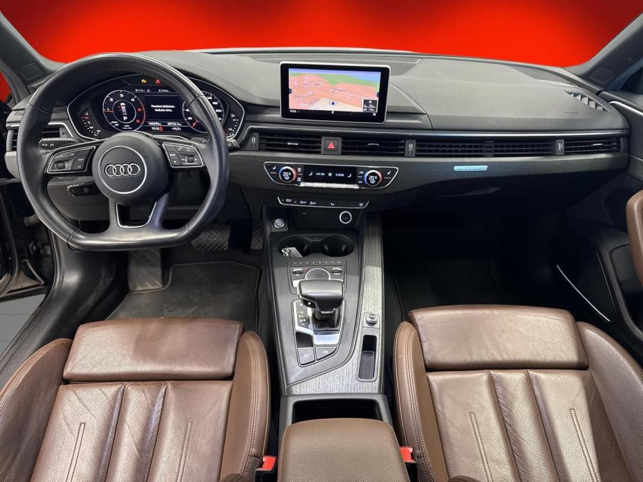 AUDI A4 2019