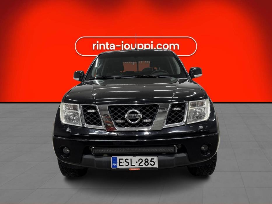 NISSAN Navara 2010