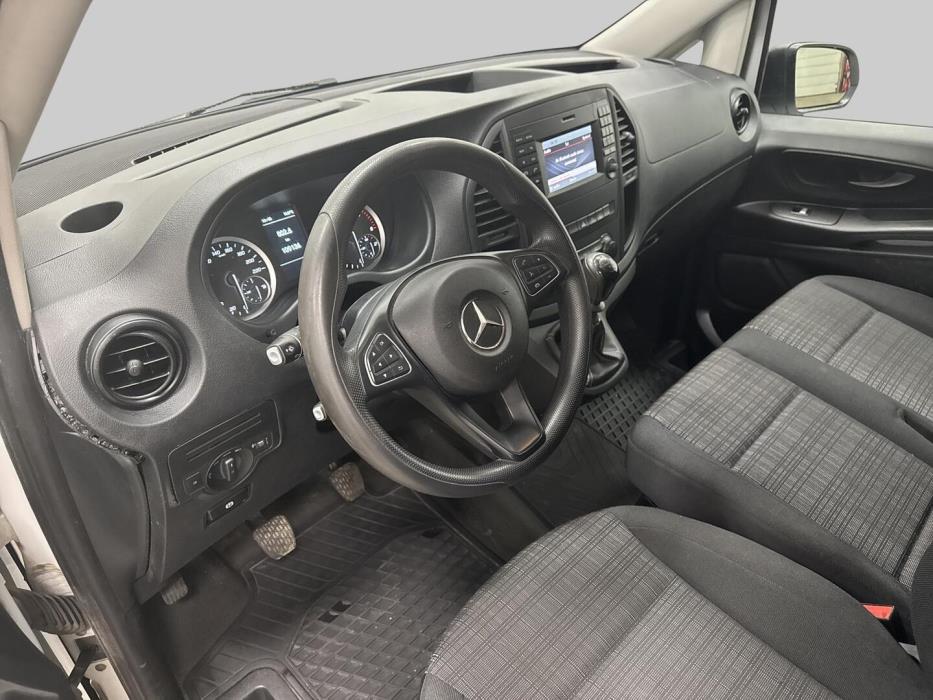 MERCEDES-BENZ Vito 2021