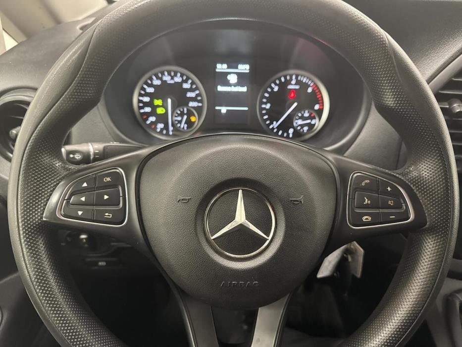 MERCEDES-BENZ Vito 2021