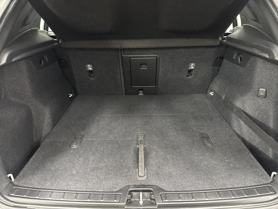 VOLVO XC40 2020