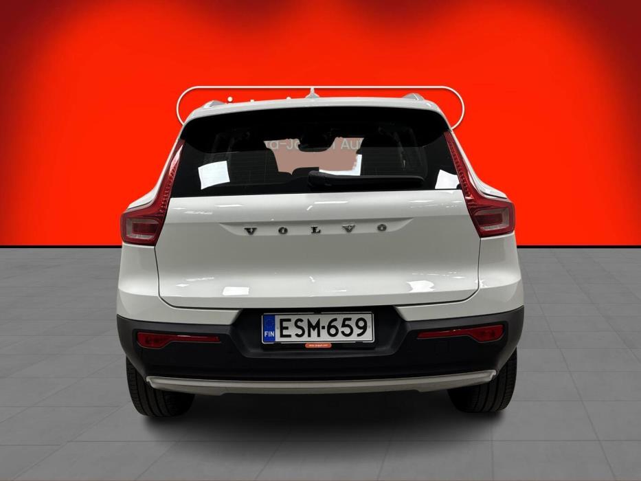 VOLVO XC40 2020