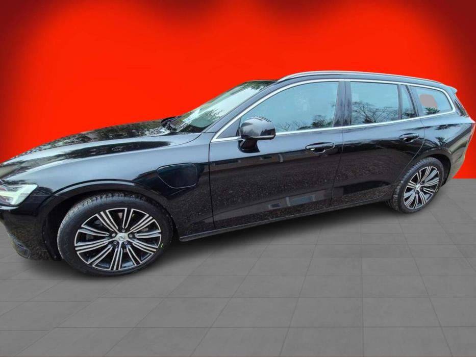 VOLVO V60 2020