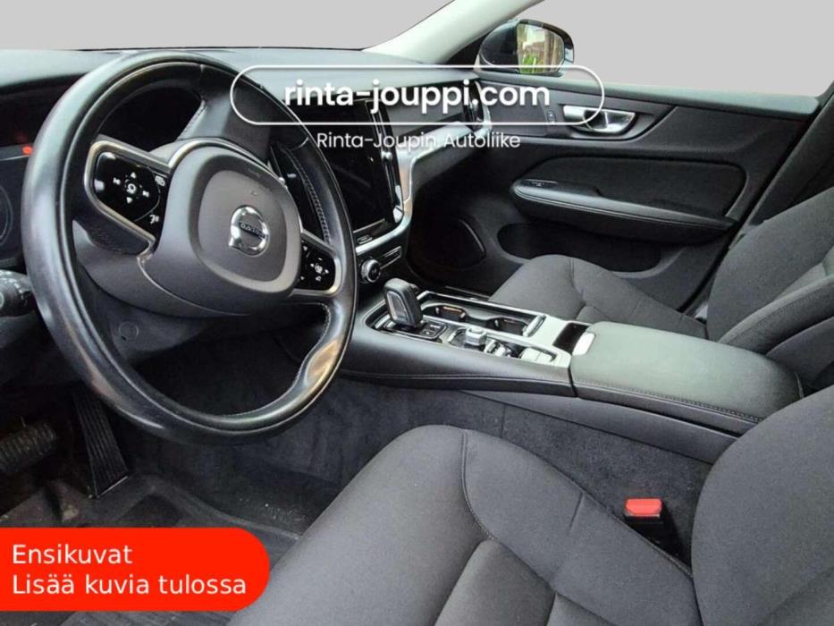 VOLVO V60 2020