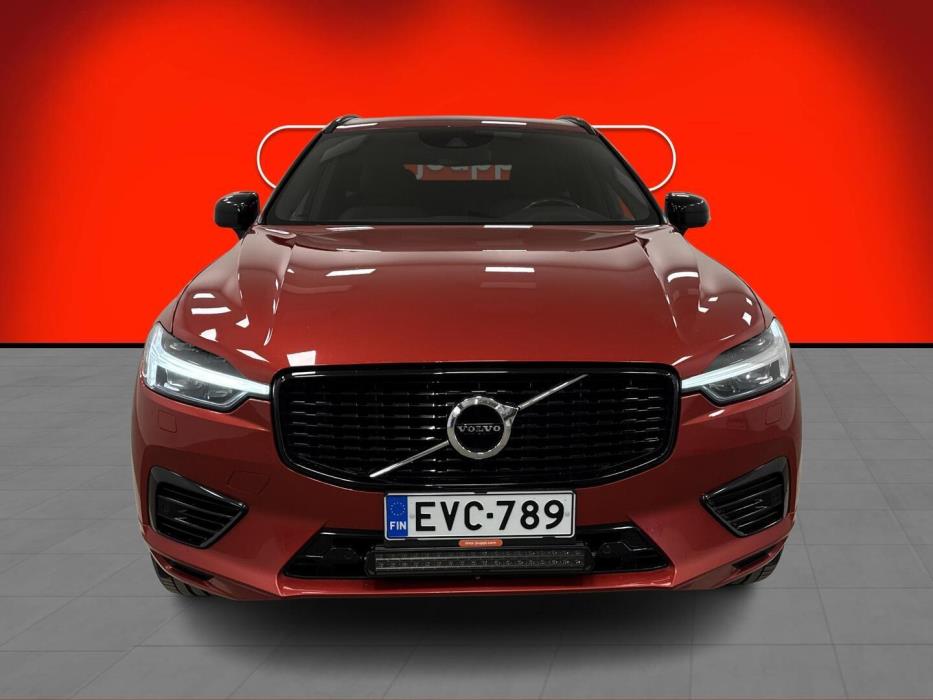 VOLVO XC60 2021
