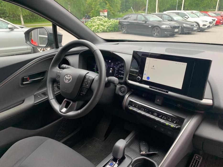 TOYOTA C-HR 2024