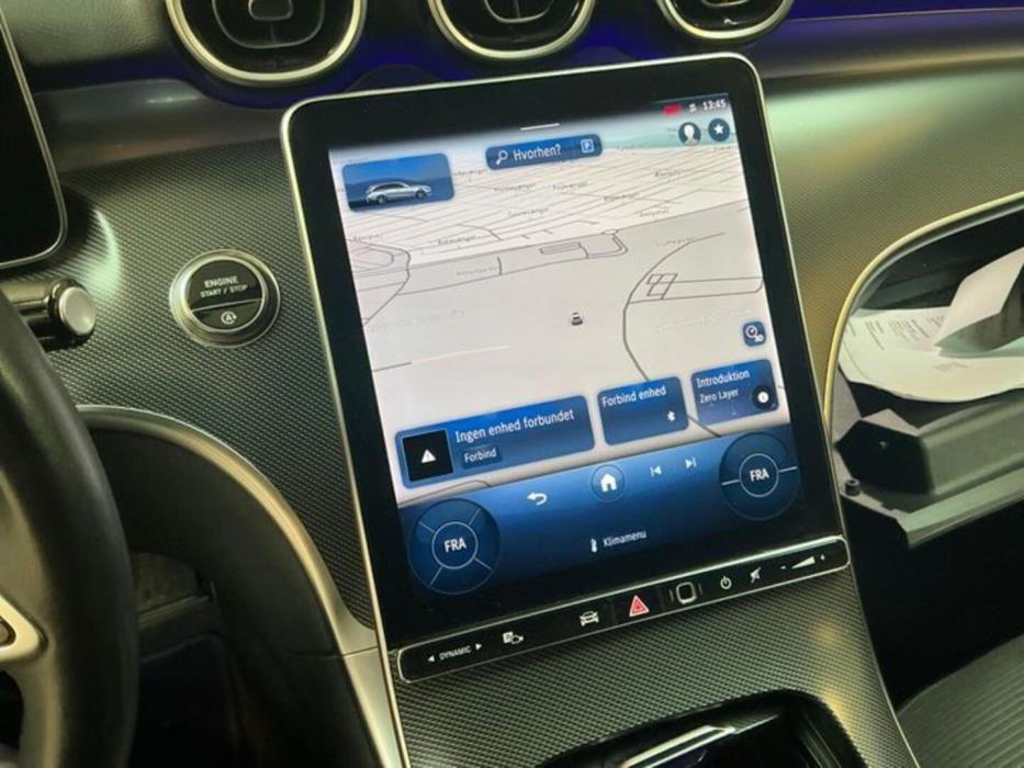 MERCEDES-BENZ C 2023