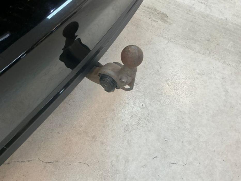 MERCEDES-BENZ C 2023