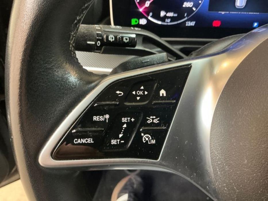 MERCEDES-BENZ C 2023