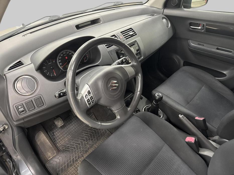 SUZUKI Swift 2008