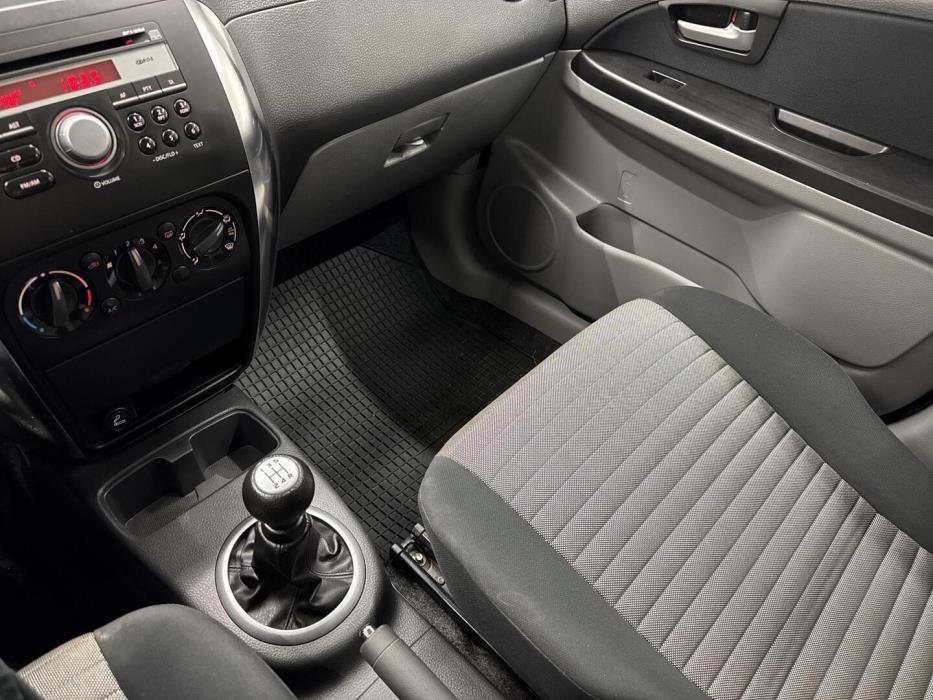 SUZUKI SX4 2009