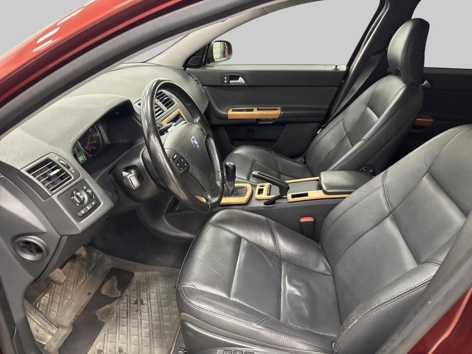 VOLVO V50 2009