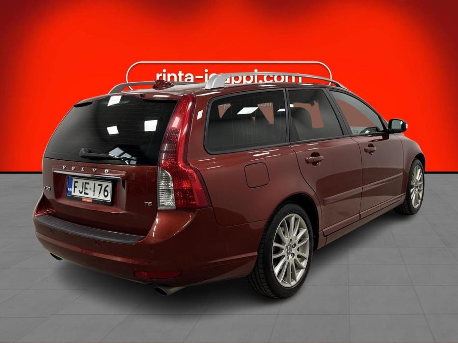 VOLVO V50 2009