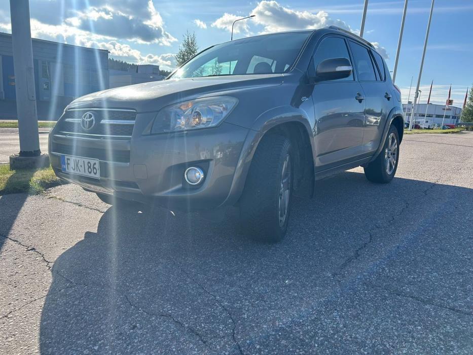 TOYOTA RAV4 2009