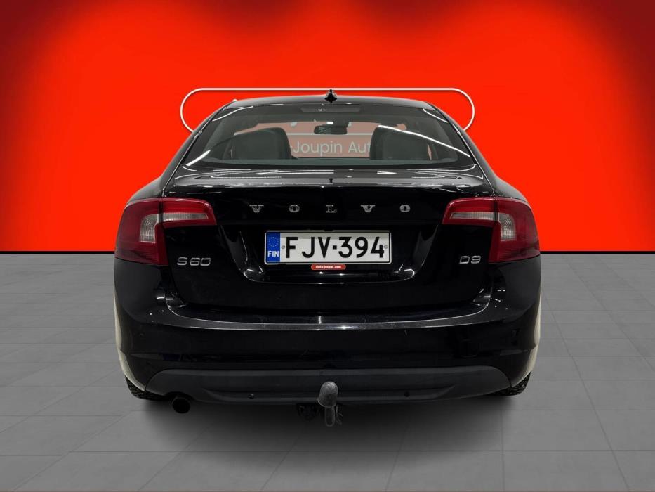 VOLVO S60 2011