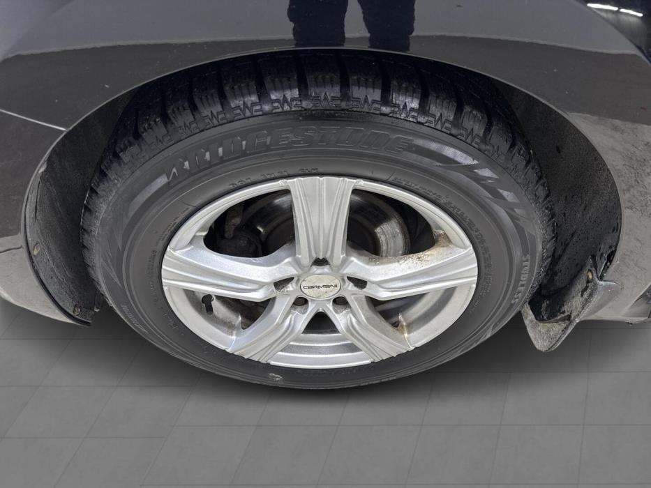 VOLKSWAGEN BEETLE 2012