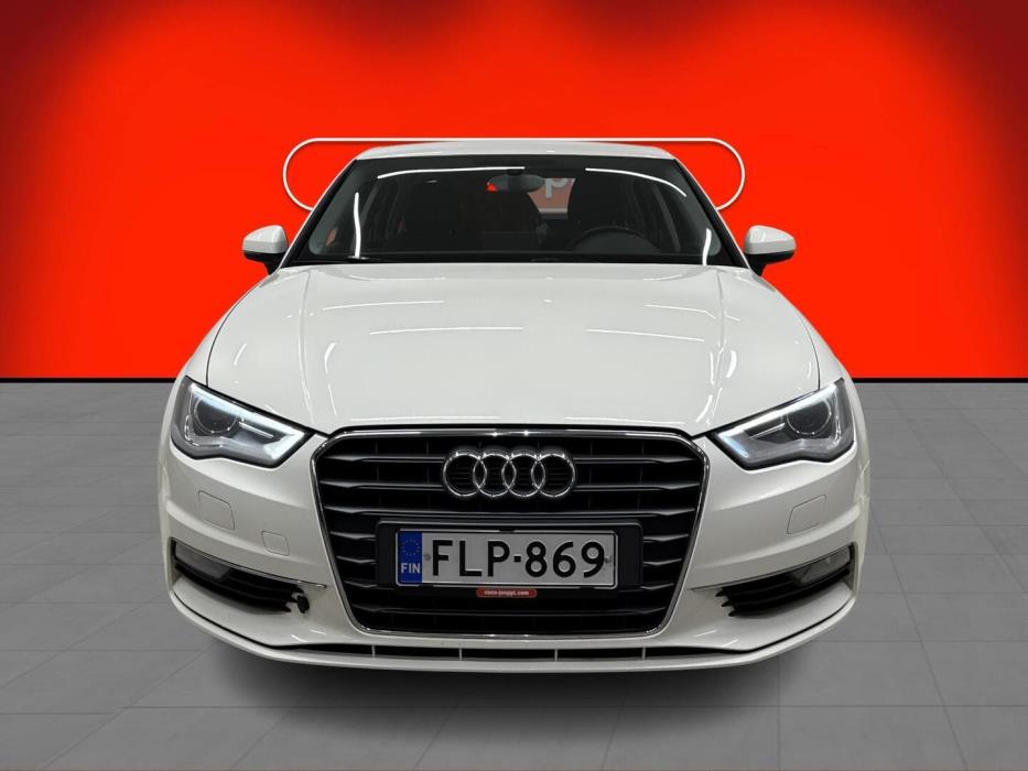 AUDI A3 2015