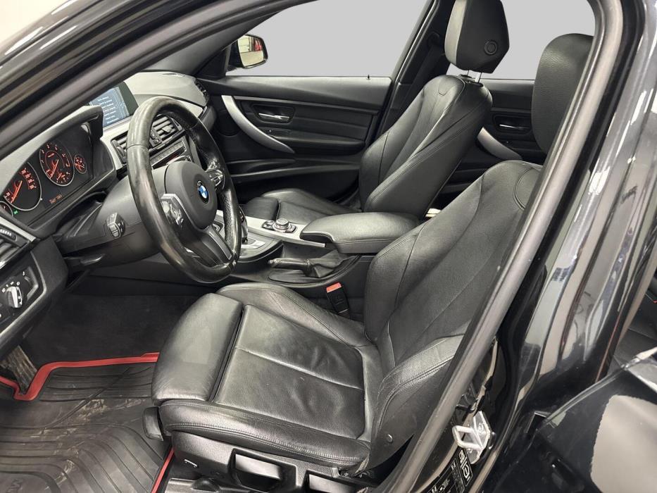 BMW 318 2014