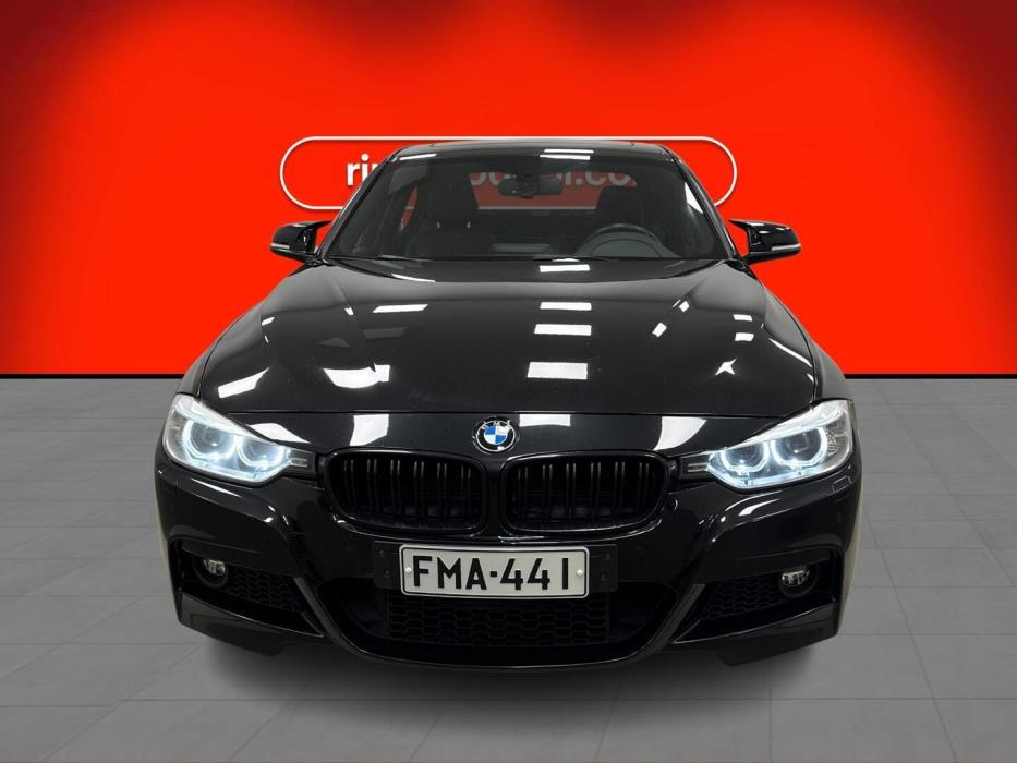 BMW 318 2014