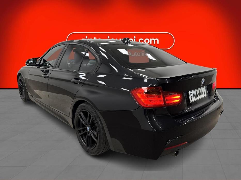 BMW 318 2014