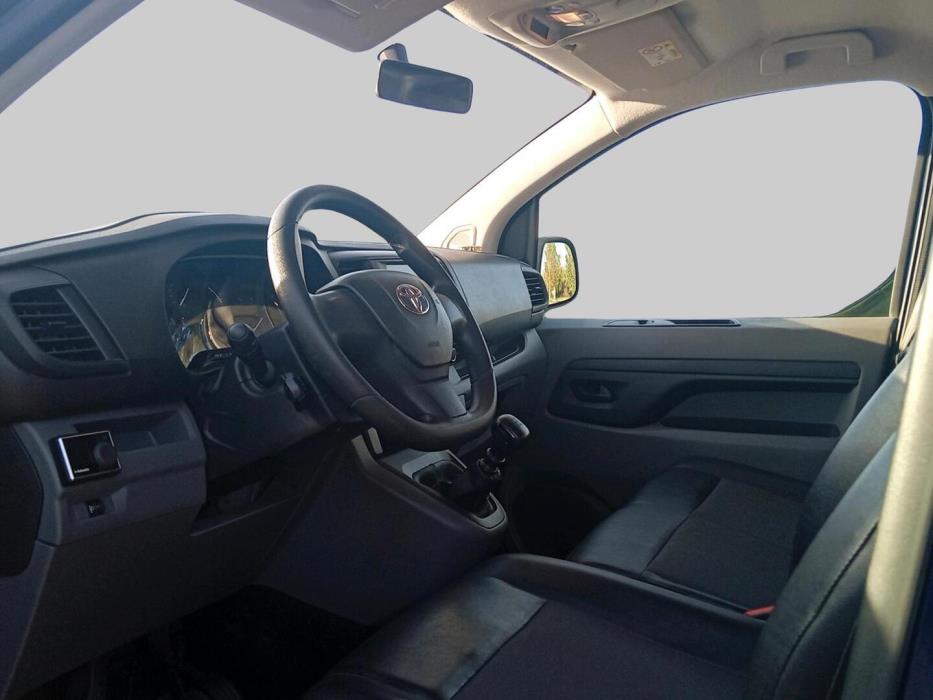 TOYOTA PROACE 2017