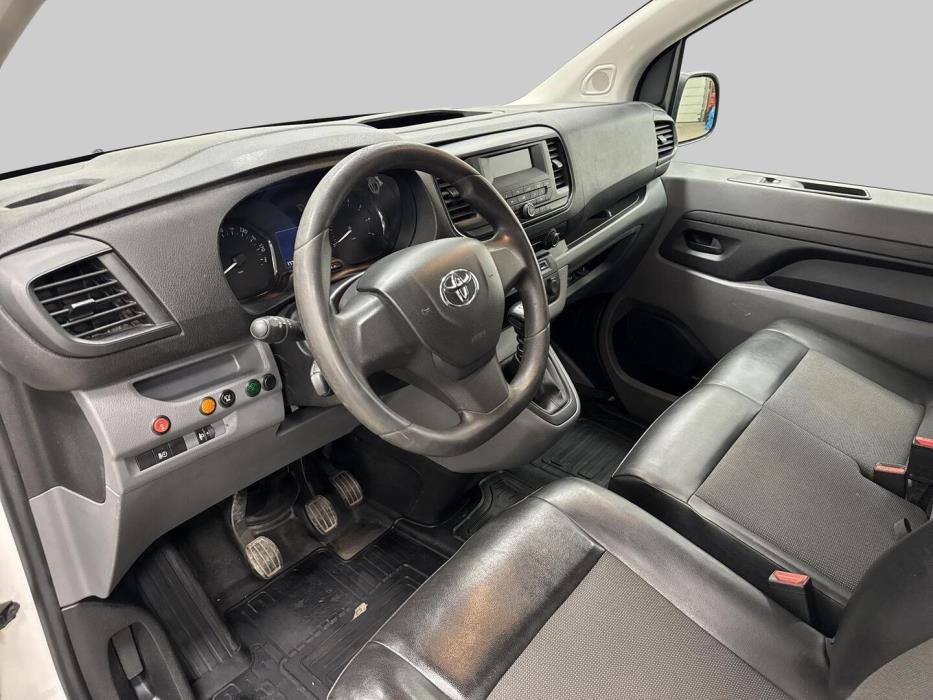 TOYOTA Proace 2018