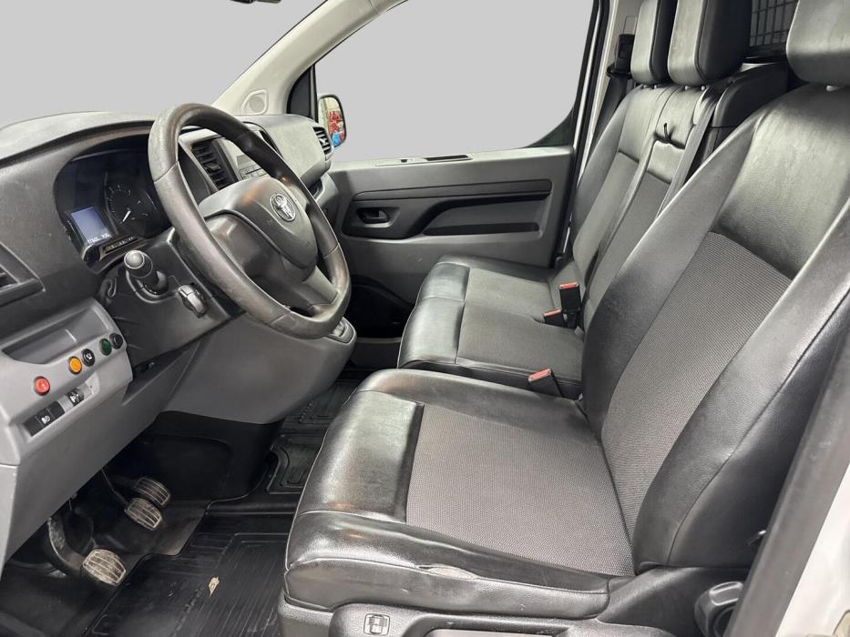 TOYOTA Proace 2018