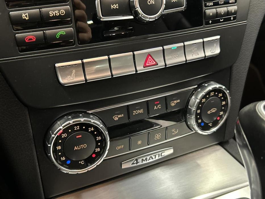 MERCEDES-BENZ C 2012