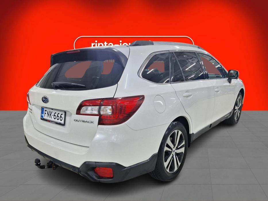 SUBARU Outback 2018