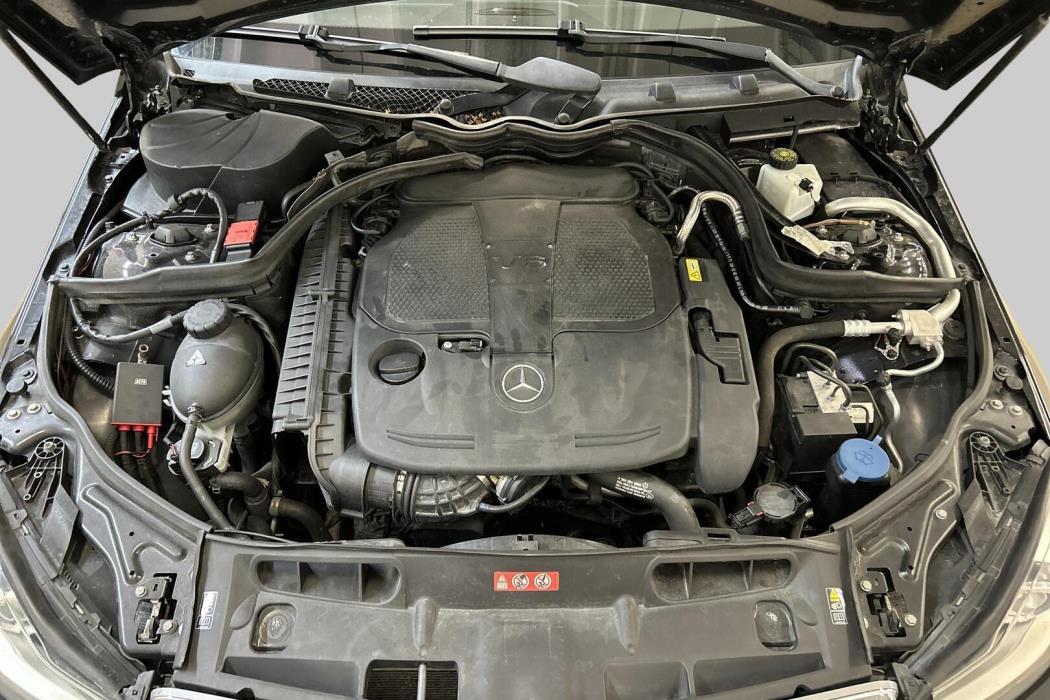 MERCEDES-BENZ C 2011