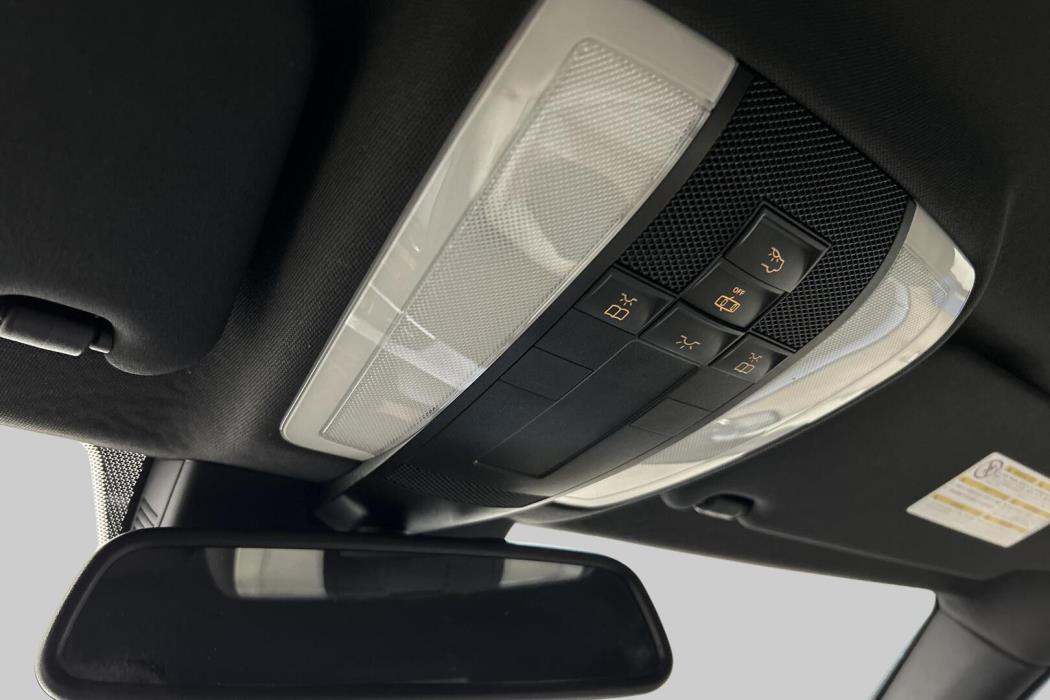 MERCEDES-BENZ C 2011