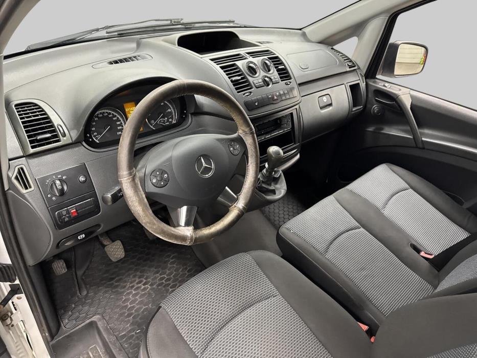 MERCEDES-BENZ VITO 2010