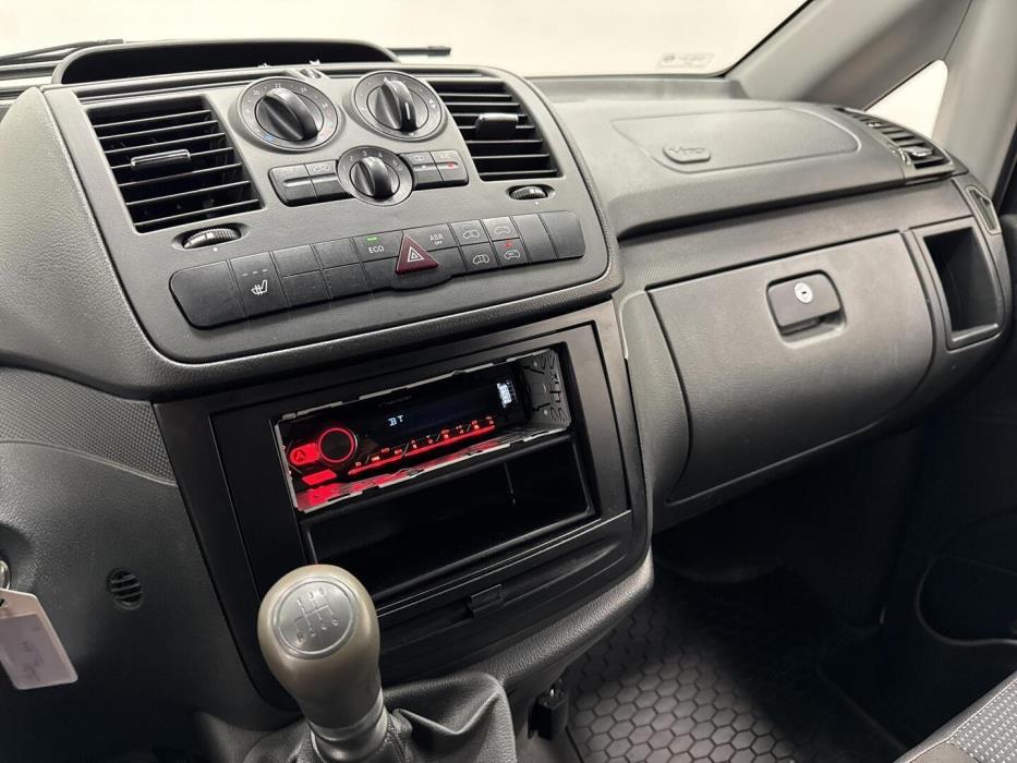 MERCEDES-BENZ VITO 2010